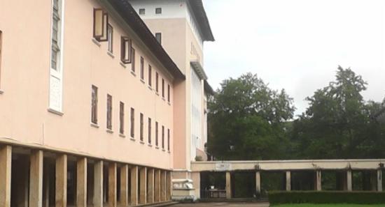 Uni Lecturers Strike Over Pay & Staff Shortage